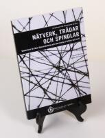 N&auml;tverk, tr&aring;dar och spindlar. Samverkan f&ouml;r &ouml;kad &aring;teranv&auml;ndning av kl&auml;der och textil