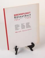 Brennpunkt D&uuml;sseldorf 1962-1988. Joseph Beuys - Akademien - Det allm&auml;nna uppbrottet