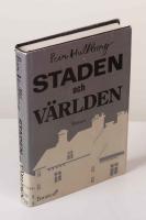 Staden och V&auml;rlden. Roman i hundra texter