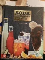 Soda lemonad och snacks