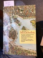 N&auml;ra p&aring; Stockholm, hela staden i ett handm&aring;lat panorama guide till 160 sev&auml;rda byggnader, gaturegister.