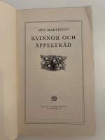 Kvinnor och &auml;ppeltr&auml;d