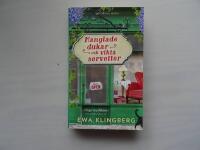 Manglade dukar och vikta servetter