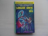 Alfred Hitchcock och tre deckare l&ouml;ser sjungande ormens g&aring;ta