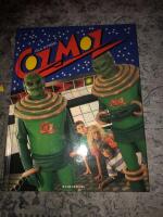 Cozmoz : bes&ouml;k fr&aring;n yttre rymden Singerad av Ola Str&ouml;m Per Duns&ouml; och Bo M&aring;rtensson 