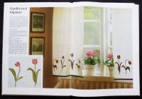 Mormorsbroderier. Vitt p&aring; vitt. Allmoges&ouml;m. Korsstygn. Fria broderier. 