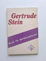 Blod p&aring; matsalsgolvet