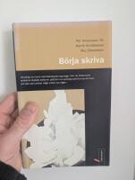 B&ouml;rja Skriva