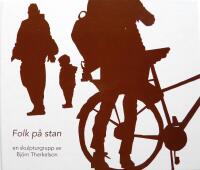 Folk p&aring; stan - en skulpturgrupp av Bj&ouml;rn Therkelsson