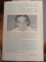 Gud &auml;r inte alldeles d&ouml;d. En marxists reflexioner &ouml;ver Bibeln och synpunkter p&aring; religion och ateism.