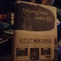 Sj&ouml;jungfruns andra fot