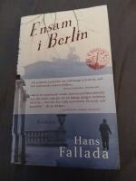 Ensam i Berlin : (roman)