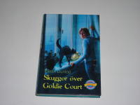 Skuggor &ouml;ver Goldie Court