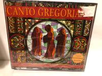 Coro de monjes del Monasterio Benedictino de Santo Domingo de Silos 