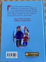 Filip och farmor &aring;ker slalom