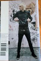 Street : the Nylon book of global style