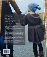 Sticka f&ouml;r de sm&aring; : m&ouml;ssor, vantar, tr&ouml;jor, koftor, byxor och accessoarer