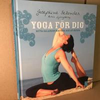 Yoga f&ouml;r dig : hitta balansen med yoga och ayurveda