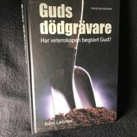 Guds d&ouml;dgr&auml;vare : har vetenskapen begravt Gud?