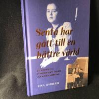 Senta har g&aring;tt till en b&auml;ttre v&auml;rld. Ett portr&auml;tt av syskonen Senta Zamore och Rudolf V&auml;rnlund