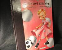 Kalle med kl&auml;nning