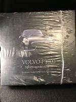 Volvo P1800 Sportvagnshistorien i tre delar i en box, NY, inplastad. 