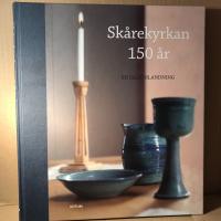 Sk&aring;rekyrkan 150 &aring;r : en salig blandning