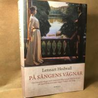 P&aring; s&aring;ngens v&auml;gnar