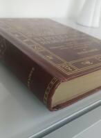 Sibyllans hemligheter- illustrerad trolleri och sp&aring;domsbok efter &auml;ldre k&auml;llor.