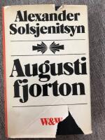 Augusti fjorton : (gamla tider&auml;kningen)