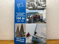 100 &aring;r p&aring; V&auml;nerv&aring;g : Jolleseglarna Karlstads kanotf&ouml;rening 1905-2005
