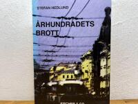 &Aring;rhundradets brott : historien om hur Jeltsins m&auml;n plundrade Ryssland