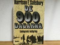 De niohundra dagarna : [Leningrads bel&auml;gring]