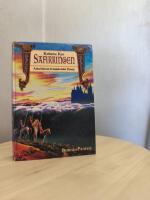 Safirringen - andra boken om det magiska landet Deverry