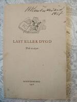 Last eller dygd tv&aring; essayer