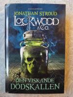 Lockwood & Co. Den viskande d&ouml;dskallen