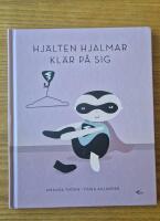 Hj&auml;lten Hjalmar kl&auml;r p&aring; sig