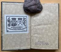 NORRIGES HISTORIA. &Ouml;fvers&auml;ttning, med till&auml;gg af ber&auml;ttelsen om Norriges statshv&auml;lfning 1814; ett sammandrag af dess grundlag, samt en blick p&aring; Norriges n&auml;rvarande historia af Fredrik B C&ouml;ster.  