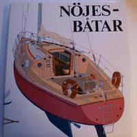 N&ouml;jesb&aring;tar : segel och motor
