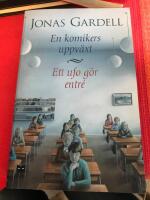 En komikers uppv&auml;xt ; Ett ufo g&ouml;r entr&eacute;