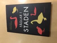 F&aring;glar i staden 