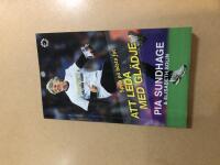 Att leda med gl&auml;dje spela p&aring; b&auml;sta fot