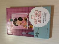 Att konstruera en kvinna ber&auml;ttelser om normer, flickor och tanter