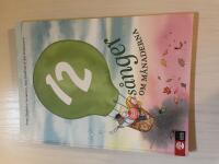 12 s&aring;nger om m&aring;naderna 