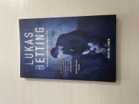 Lukas Betting s&aring; spelade jag bort 20 miljoner p&aring; ett &aring;r