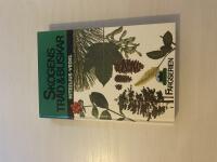 Skogens tr&auml;d och buskar i f&auml;rg 