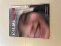 F&ouml;r&auml;ldrahj&auml;lpen f&ouml;r&auml;ndra familjelivet med KBT