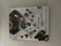 Karins syjunta [broderier, m&ouml;nster och folklore]