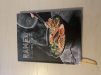 Ramen japanska nudlar och sm&aring;r&auml;tter