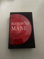 Blodr&ouml;d m&aring;ne 